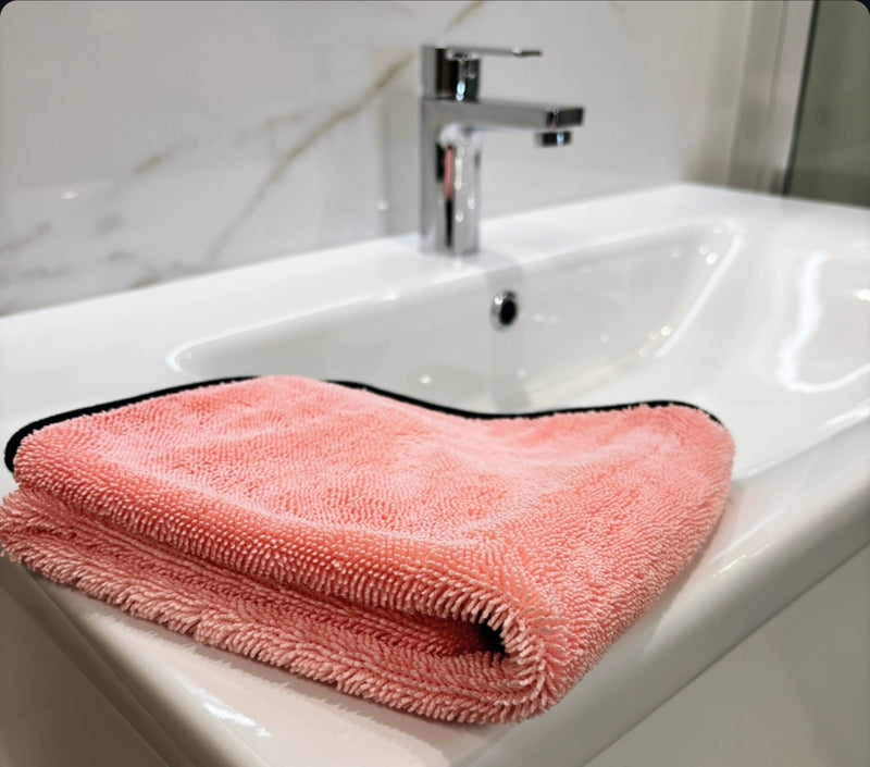 F.R.M. Quick Dry droogdoek™ De badkamer als nieuw!